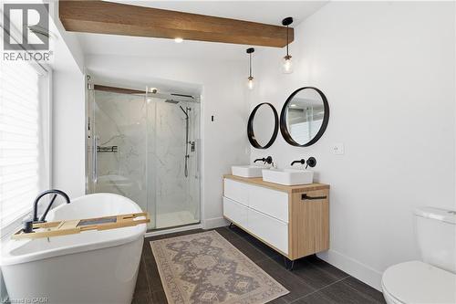 88 Old Forest Crescent, Kitchener, ON - Indoor Photo Showing Bathroom