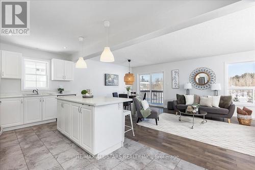 81 DOUGLAS DRIVE  Bracebridge, ON P1L 0L3