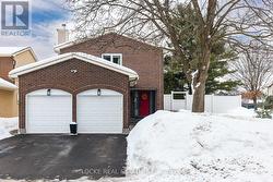 6066 RIDGELEA PLACE  Ottawa, ON K1C 5P8