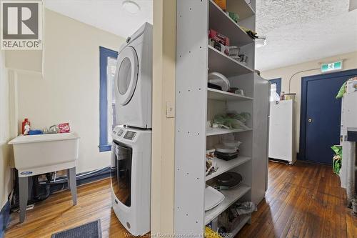 3060 Sandwich, Windsor, ON - Indoor