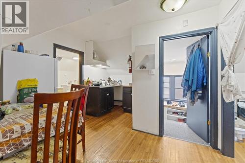 3060 Sandwich, Windsor, ON - Indoor