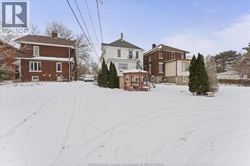 3060 Sandwich, Windsor, ON - Outdoor