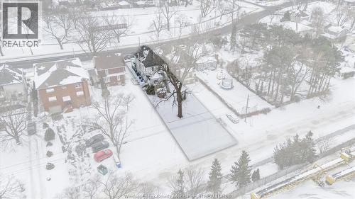 3060 Sandwich, Windsor, ON - Outdoor