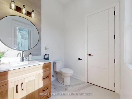 521 Old York Road, Burlington, ON - Indoor Photo Showing Bathroom