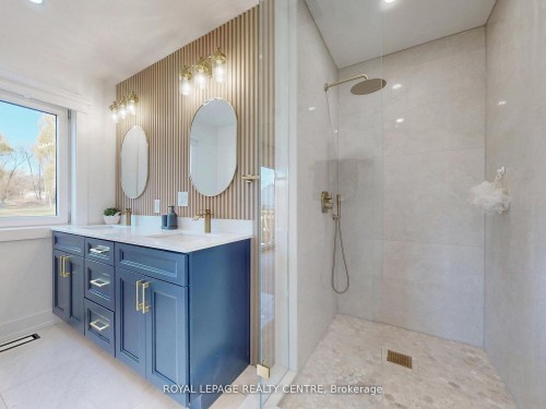 521 Old York Road, Burlington, ON - Indoor Photo Showing Bathroom