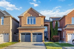 1096 Galesway Boulevard  Mississauga, ON L5V 2T6