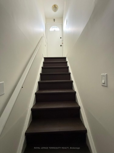 5 Rochelle Crescent, Toronto, ON - Indoor Photo Showing Other Room