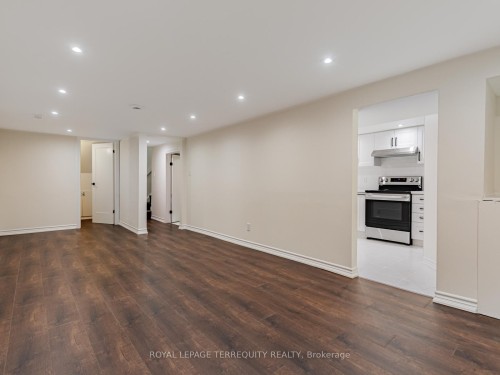 5 Rochelle Crescent, Toronto, ON - Indoor
