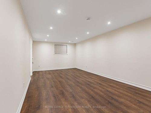 5 Rochelle Crescent, Toronto, ON - Indoor Photo Showing Other Room