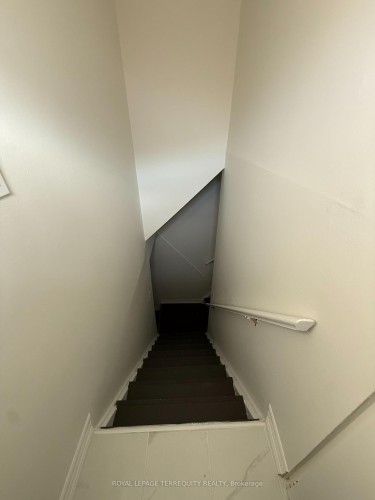 5 Rochelle Crescent, Toronto, ON - Indoor Photo Showing Other Room