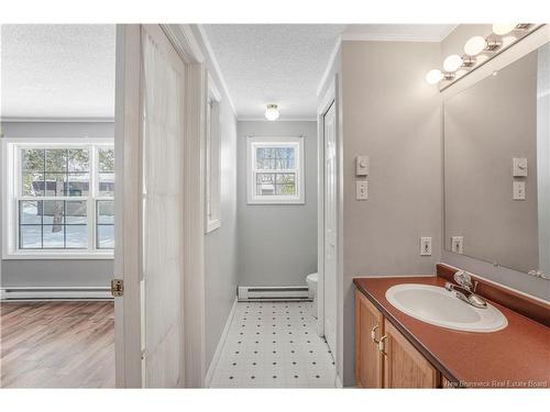 107 Hedgeview Dr, Fredericton, NB 