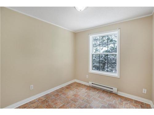 107 Hedgeview Dr, Fredericton, NB 