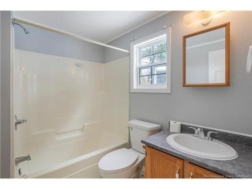 107 Hedgeview Dr, Fredericton, NB 