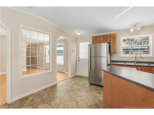 107 Hedgeview Dr, Fredericton, NB 