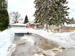 BSMT - 119 EARLTON ROAD  Toronto, ON M1T 2R8