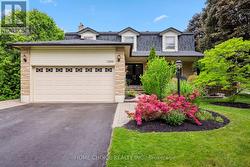 1206 NORTHGATE CRESCENT  Oshawa, ON L1G 7C5