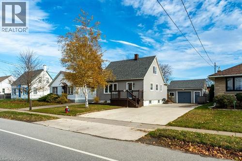 6782 Dorchester Road, Niagara Falls, ON - Outdoor With Facade