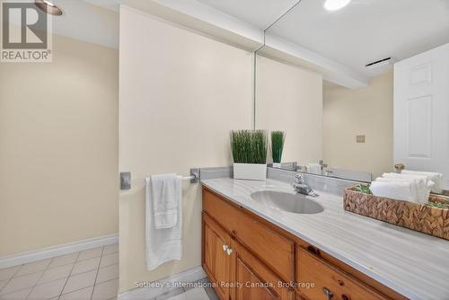 Ensuite of second primary bedroom - 1420 Tiny Beaches Road N, Tiny, ON - Indoor Photo Showing Bathroom