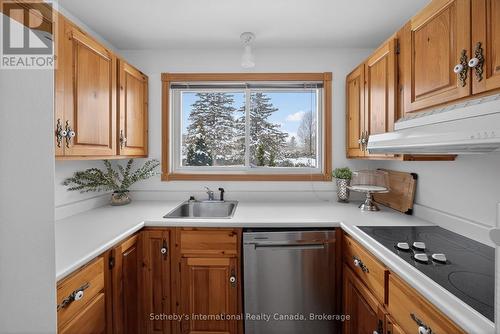 Main level kitchen - 1420 Tiny Beaches Road N, Tiny, ON - Indoor Photo Showing Kitchen