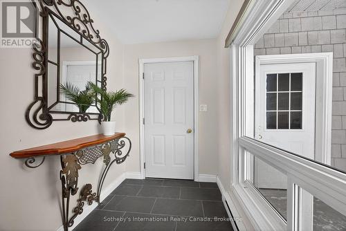 In-between level foyer directly off the garage - 1420 Tiny Beaches Road N, Tiny, ON - Indoor Photo Showing Other Room