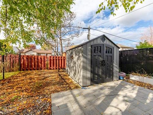 Cour - 5808 Rue Alphonse, Brossard, QC - Outdoor