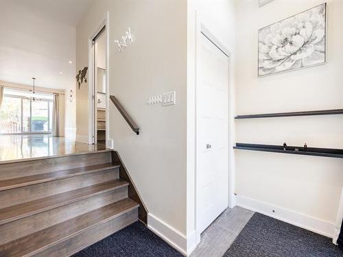 Hall d'entrée/Vestibule - 5808 Rue Alphonse, Brossard, QC - Indoor Photo Showing Other Room