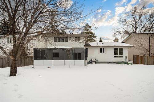 85 Thatcher Drive, Winnipeg, MB - Outdoor