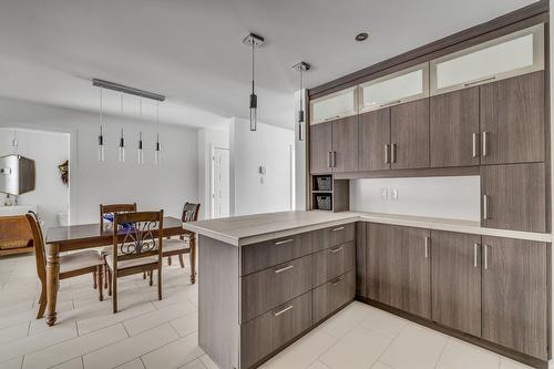 Cuisine - 43 Rue Solidago, Sainte-Brigitte-De-Laval, QC - Indoor Photo Showing Kitchen