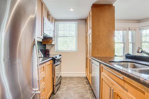 Cuisine - 18-376 Av. Redfern, Westmount, QC - Indoor Photo Showing Kitchen With Stainless Steel Kitchen