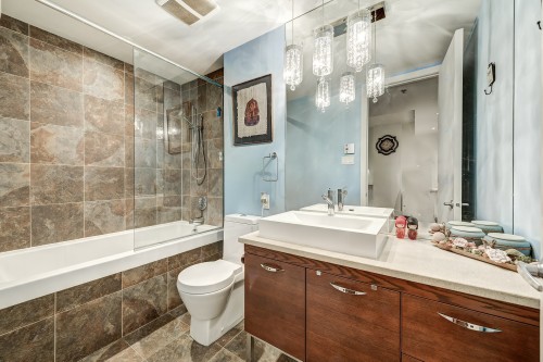 Salle de bains - 507-370 Rue St-André, Montréal (Ville-Marie), QC - Indoor Photo Showing Bathroom