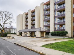 213-1745 Leighton Rd  Victoria, BC V8R 6R6