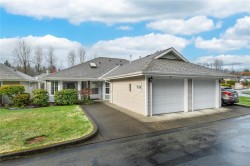 4-2010 20th St  Courtenay, BC V9N 2G6