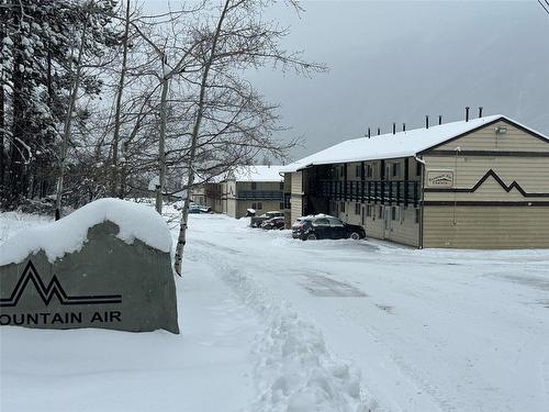 86-100 Red Cedar Drive, Sparwood, BC - Outdoor