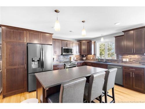 6 Harvest Crt, Fredericton, NB 