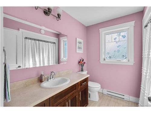 6 Harvest Crt, Fredericton, NB 