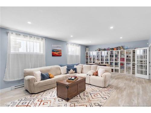 6 Harvest Crt, Fredericton, NB 