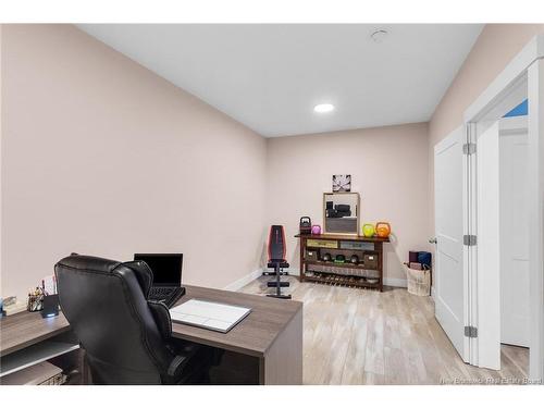 6 Harvest Crt, Fredericton, NB 