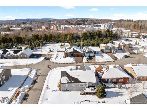 6 Harvest Crt, Fredericton, NB 