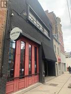 1096 QUEEN STREET W  Toronto, ON M6J 1H9