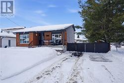 936 Jeanne D'Arc Street  Hanmer, ON P3P 1R9