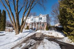 36 Rue François  Saint-Jean-Sur-Richelieu, QC J2X 5J6