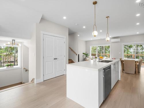85 Simona Drive, Dartmouth, NS - Indoor Photo Showing Kitchen With Upgraded Kitchen