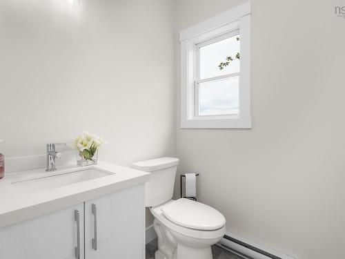 85 Simona Drive, Dartmouth, NS - Indoor Photo Showing Bathroom