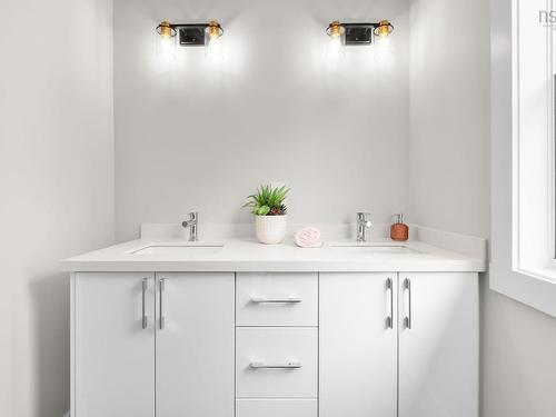 85 Simona Drive, Dartmouth, NS - Indoor Photo Showing Bathroom