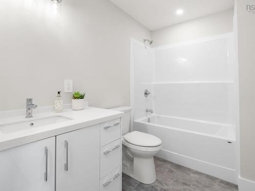 85 Simona Drive, Dartmouth, NS - Indoor Photo Showing Bathroom