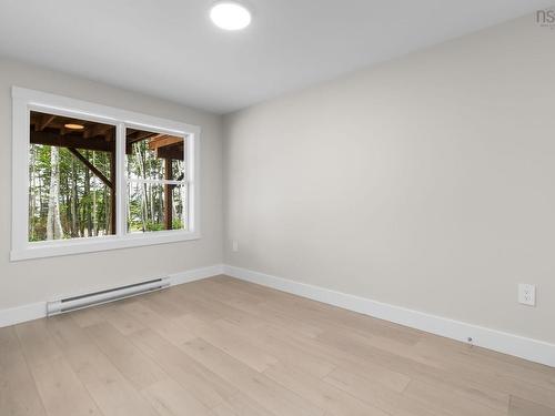 85 Simona Drive, Dartmouth, NS - Indoor Photo Showing Other Room