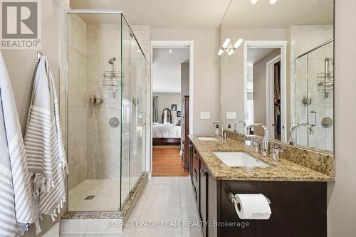418 Mayfair Avenue, Ottawa, ON - Indoor Photo Showing Bathroom