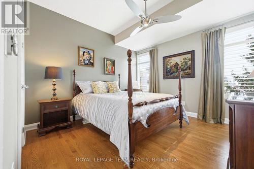 418 Mayfair Avenue, Ottawa, ON - Indoor Photo Showing Bedroom