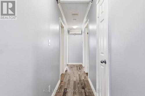 379 Southworth Street S, Welland (Lincoln/Crowland), ON - Indoor Photo Showing Kitchen