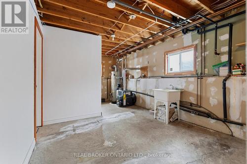 379 Southworth Street S, Welland (Lincoln/Crowland), ON - Outdoor